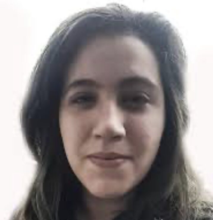 Lic. Constanza Curado