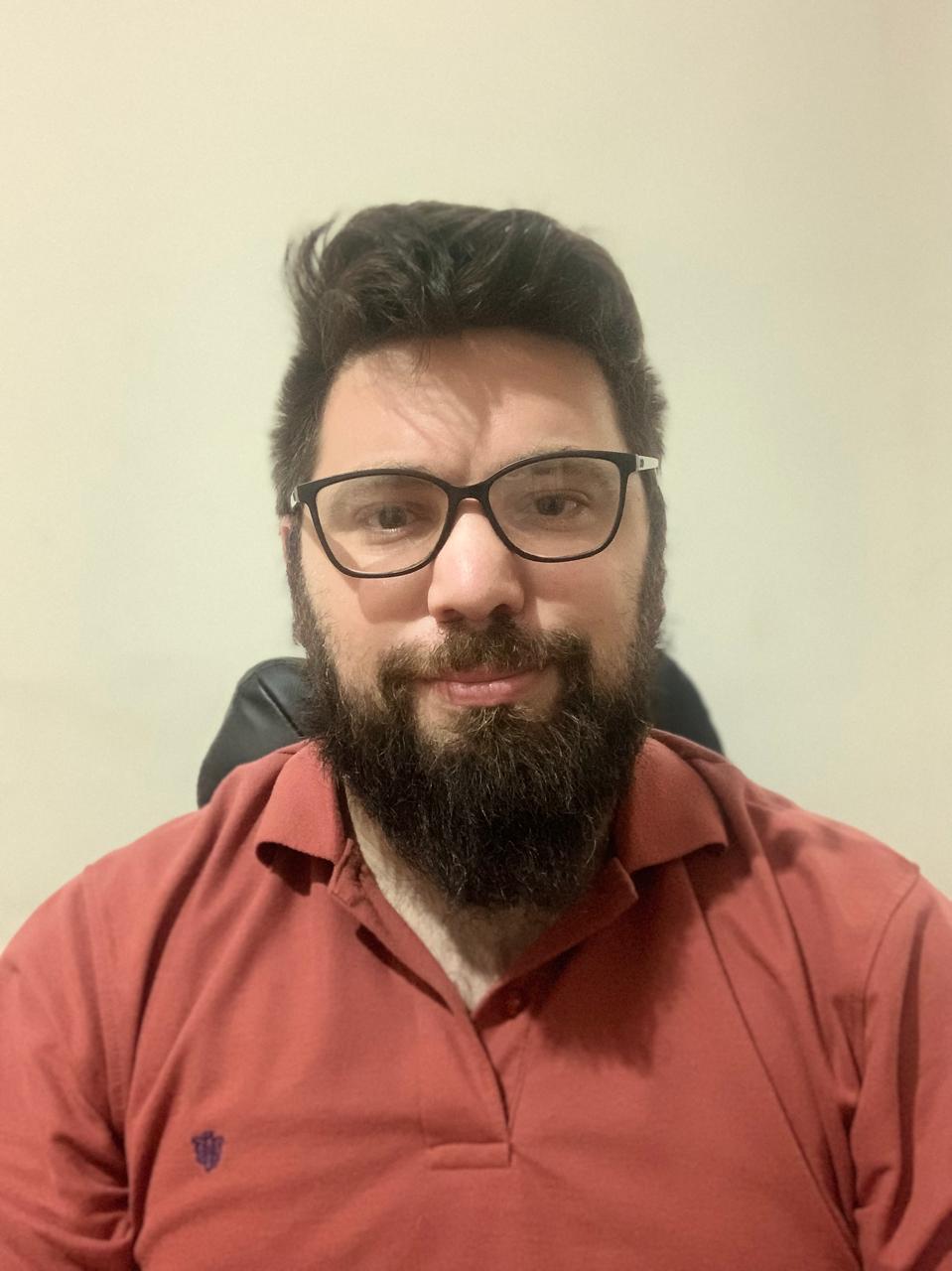 Lic. Jonatan Ginserg