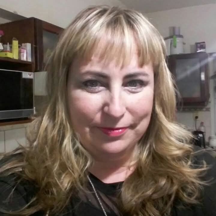 Lic. Laura Marta Algasibiur