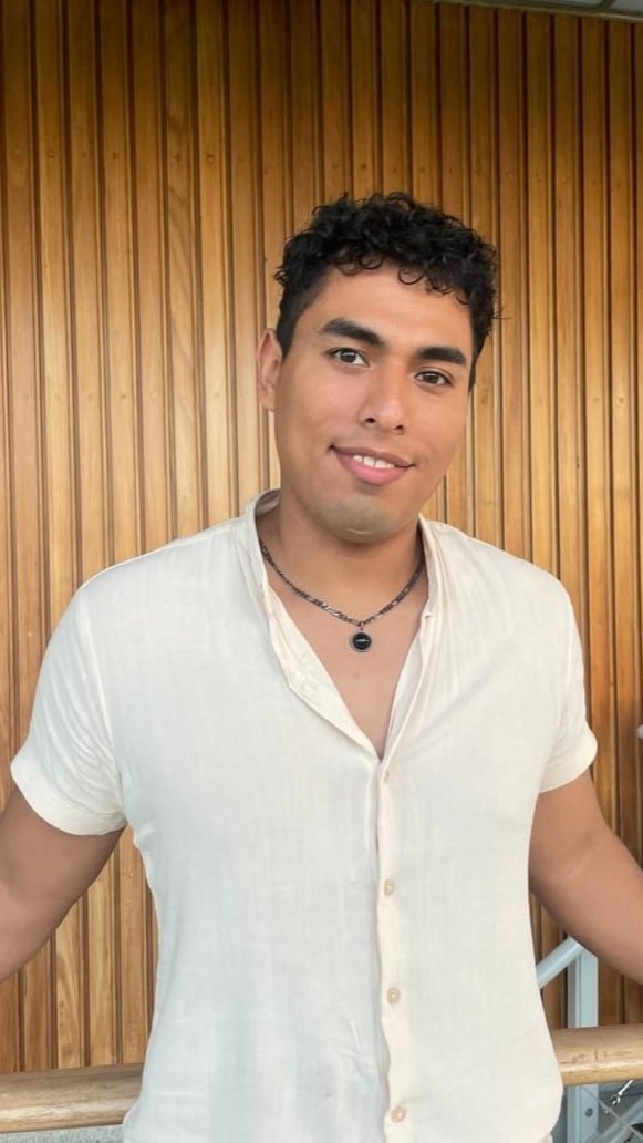 Lic.  Hector Ariel Abasto Zurta
