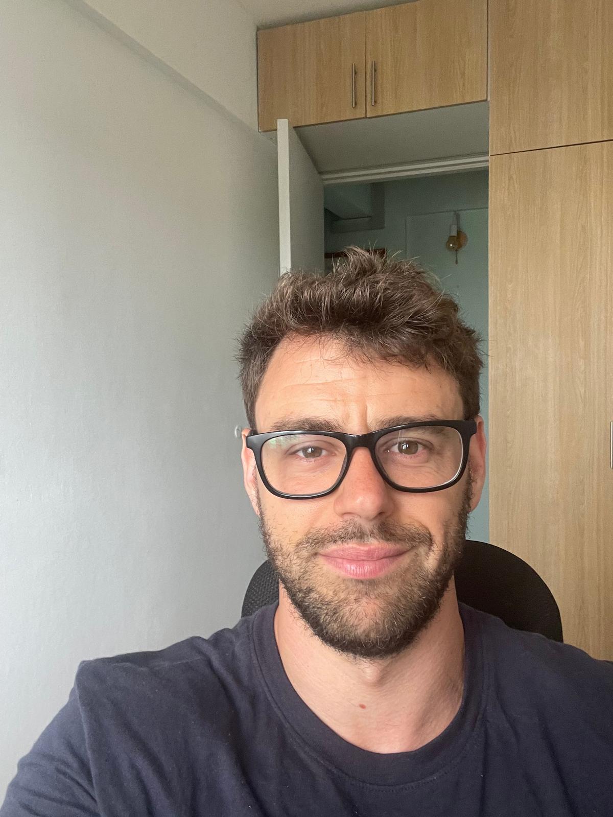 Psicólogo Adrián Núñez